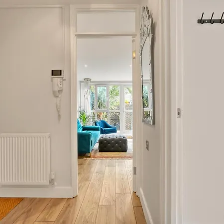 Homely 1Bed Apartment Vauxhall London Exterior photo