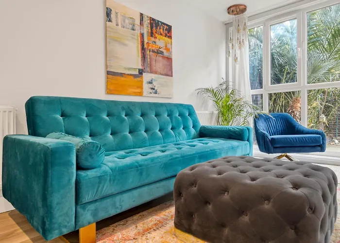 Homely 1Bed Apartment Vauxhall