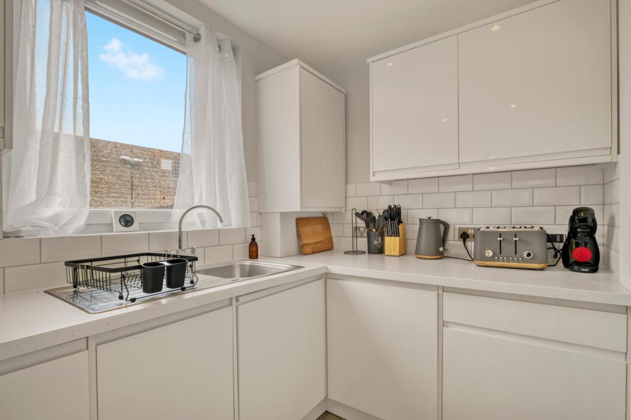 Apartment Homely 1bed Vauxhall
