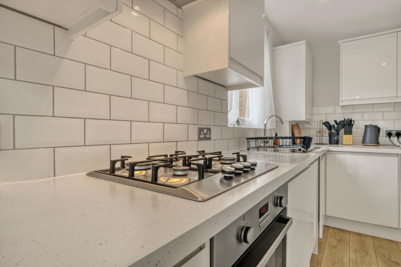 Apartment Homely 1bed Vauxhall *
