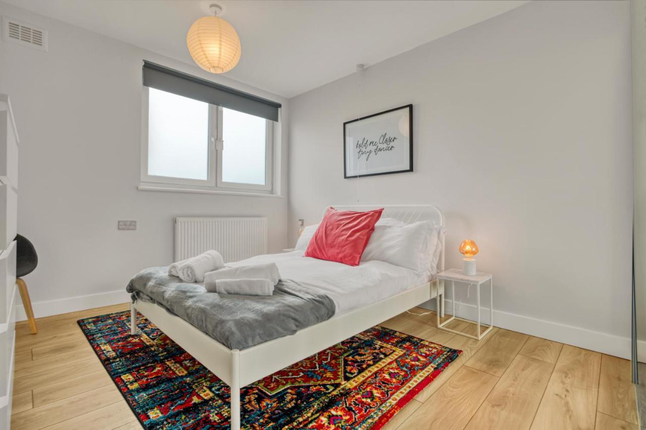 Apartment Homely 1bed Vauxhall *